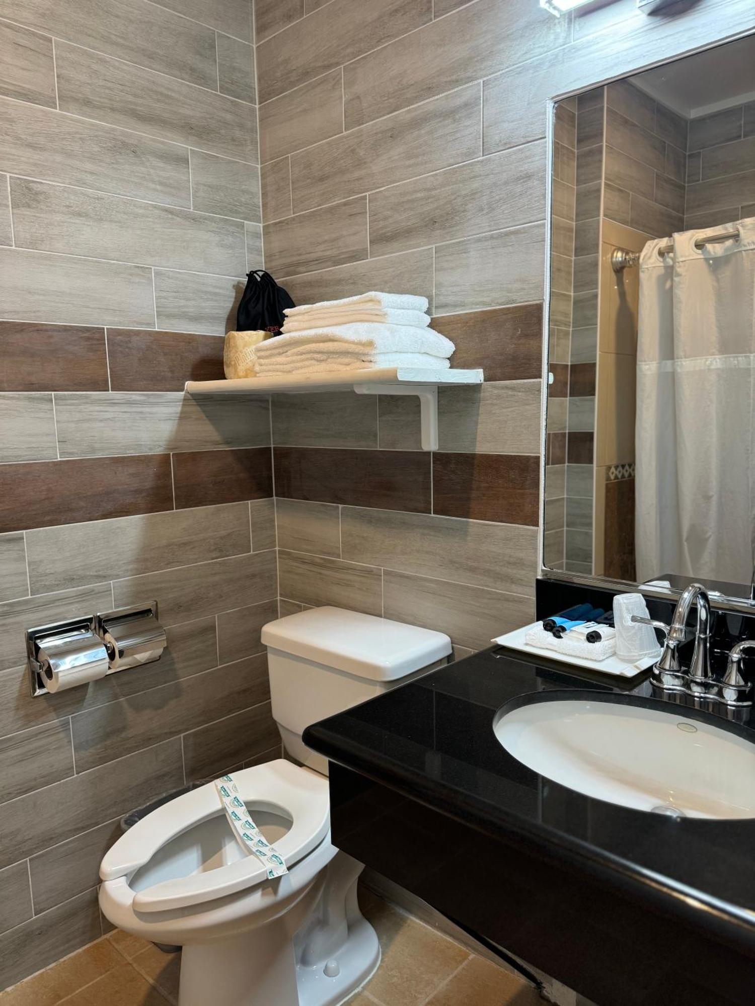 Garden Suite Hotel And Resort Los Angeles Esterno foto