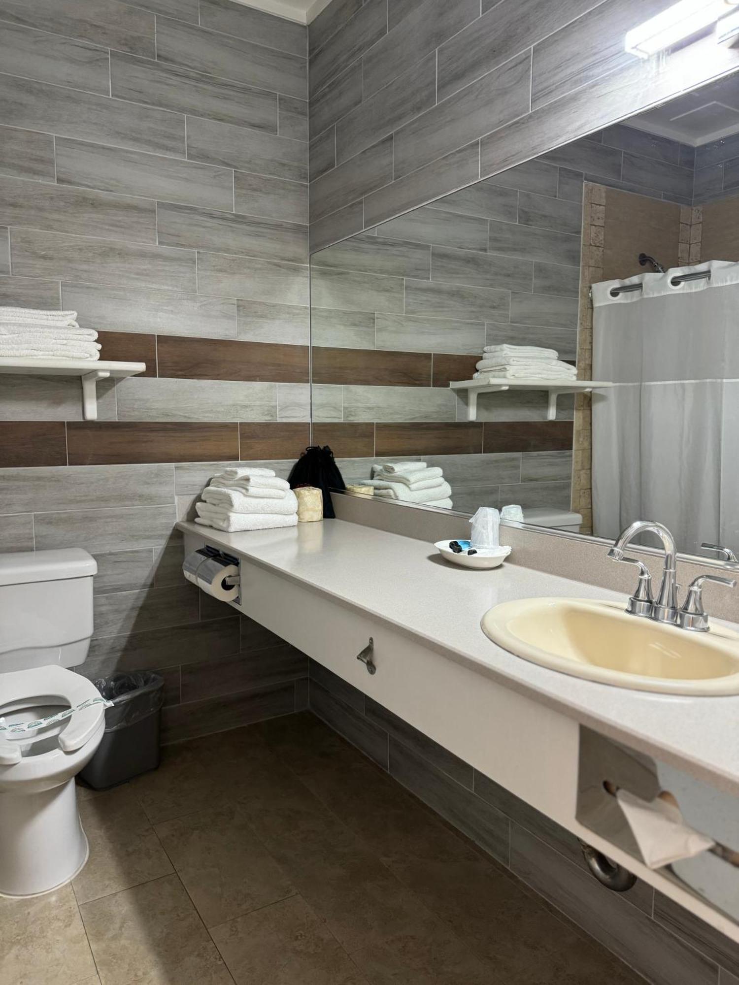 Garden Suite Hotel And Resort Los Angeles Esterno foto