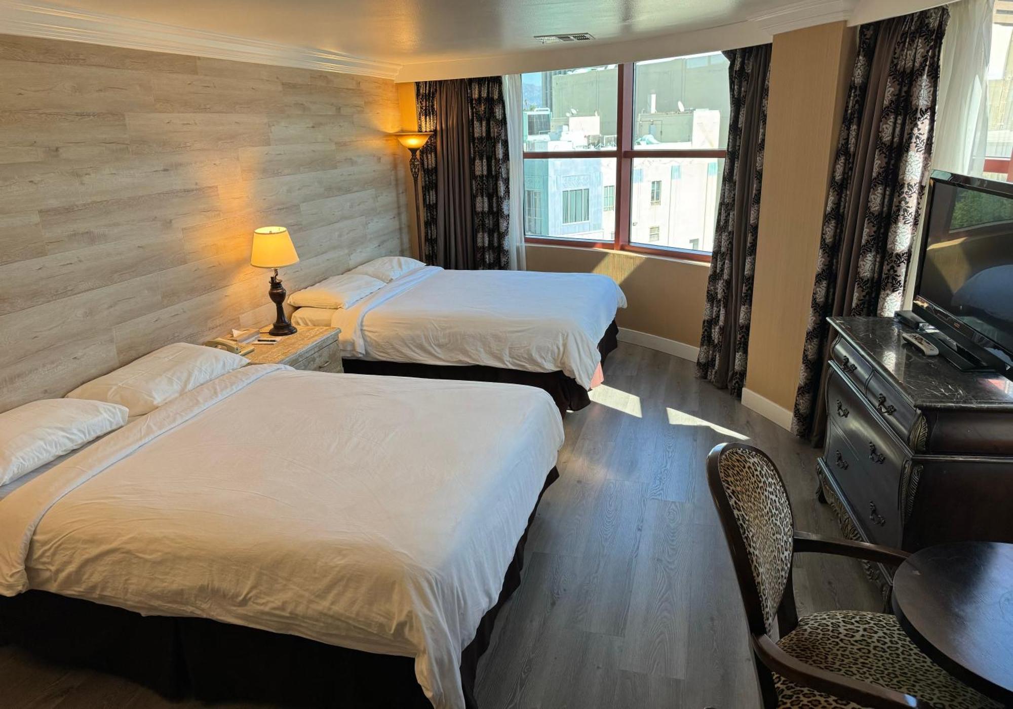 Garden Suite Hotel And Resort Los Angeles Esterno foto