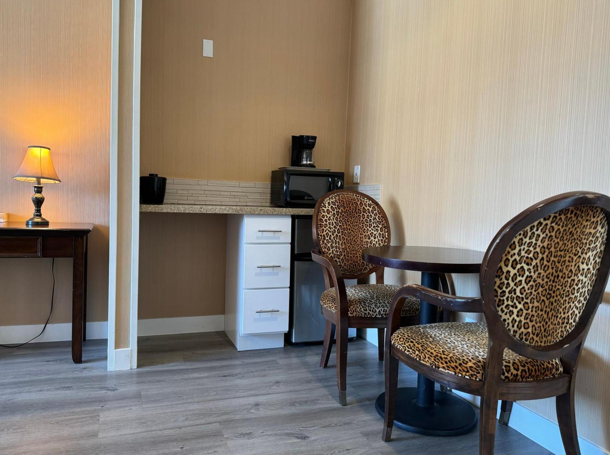 Garden Suite Hotel And Resort Los Angeles Esterno foto