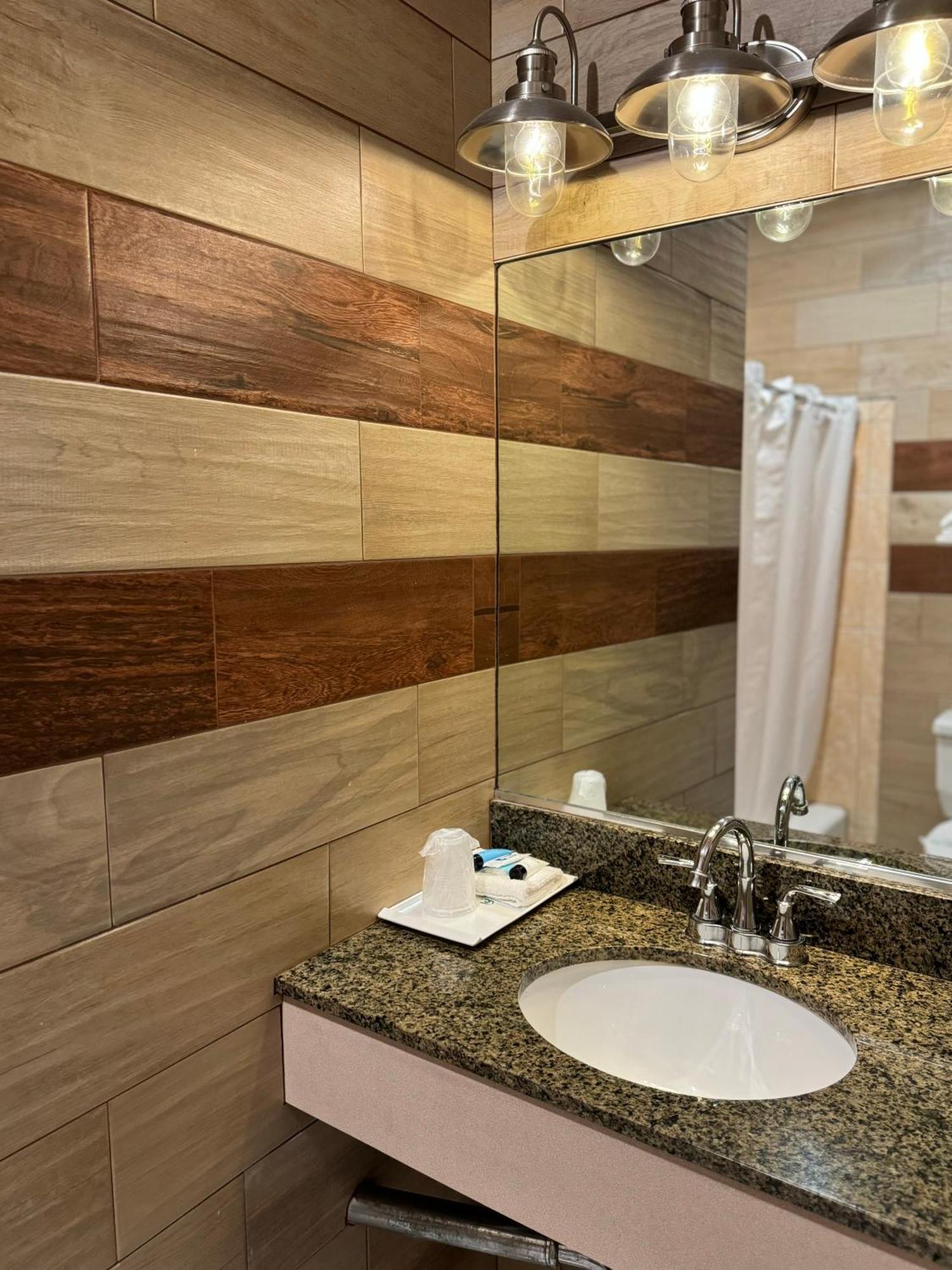 Garden Suite Hotel And Resort Los Angeles Esterno foto
