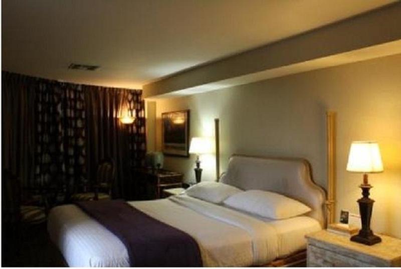 Garden Suite Hotel And Resort Los Angeles Esterno foto